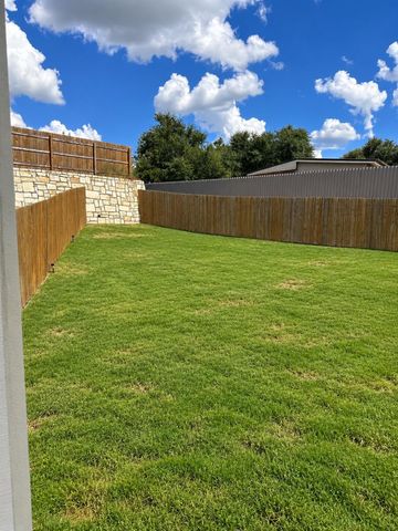 2100 Magnolia Hill DR, Leander, TX 78641
