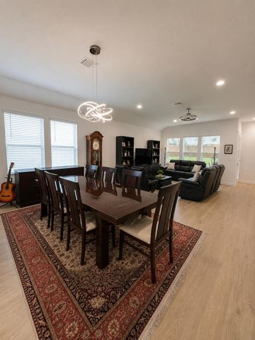 2100 Magnolia Hill DR, Leander, TX 78641