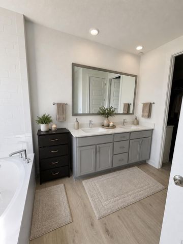 2100 Magnolia Hill DR, Leander, TX 78641