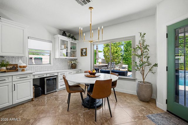 10190 W PATRICK Lane, Peoria, AZ 85383