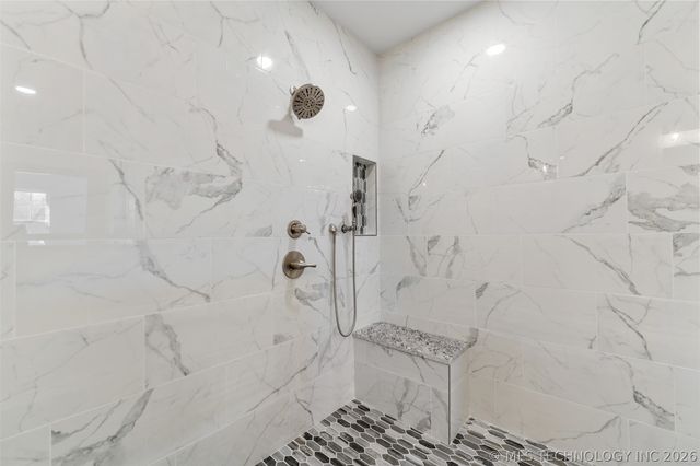 205 Lindsey Avenue, Adair, OK 74330