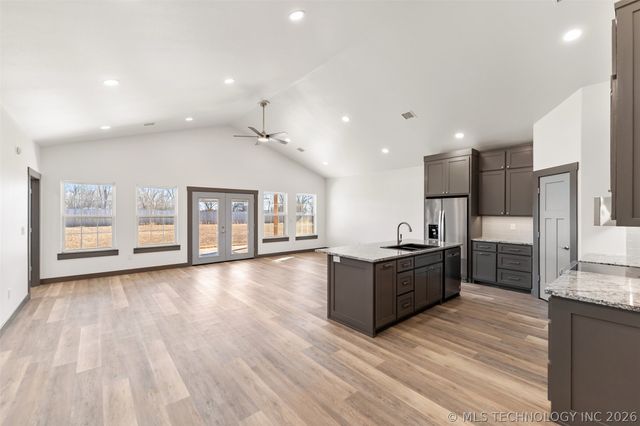 205 Lindsey Avenue, Adair, OK 74330