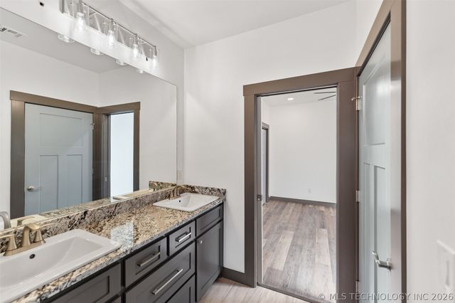 205 Lindsey Avenue, Adair, OK 74330