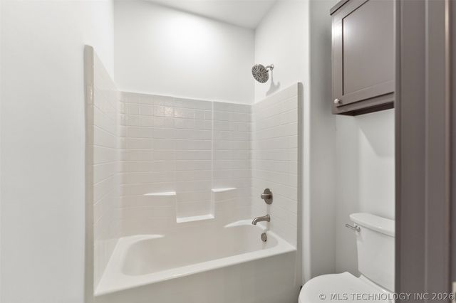 205 Lindsey Avenue, Adair, OK 74330