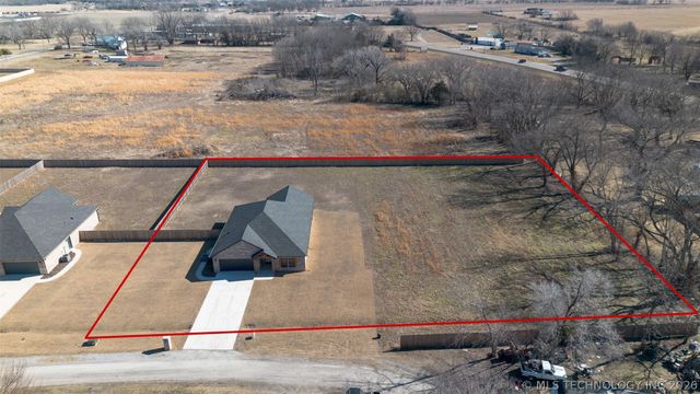 205 Lindsey Avenue, Adair, OK 74330