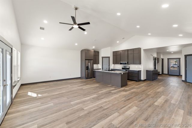 205 Lindsey Avenue, Adair, OK 74330