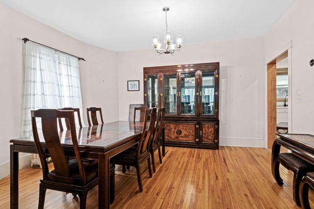 1870 Laurel Avenue, Saint Paul, MN 55104