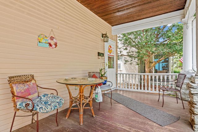 1870 Laurel Avenue, Saint Paul, MN 55104