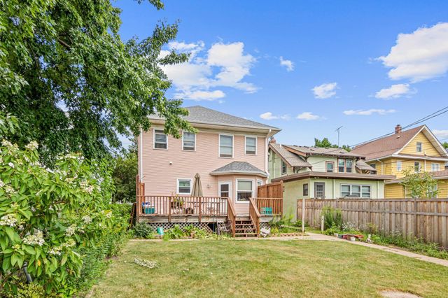 1870 Laurel Avenue, Saint Paul, MN 55104