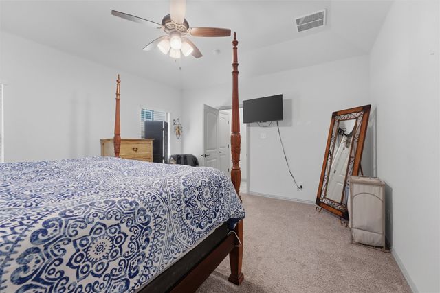 322 S Bowie Drive, Weatherford, TX 76086