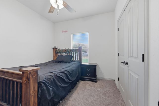 322 S Bowie Drive, Weatherford, TX 76086