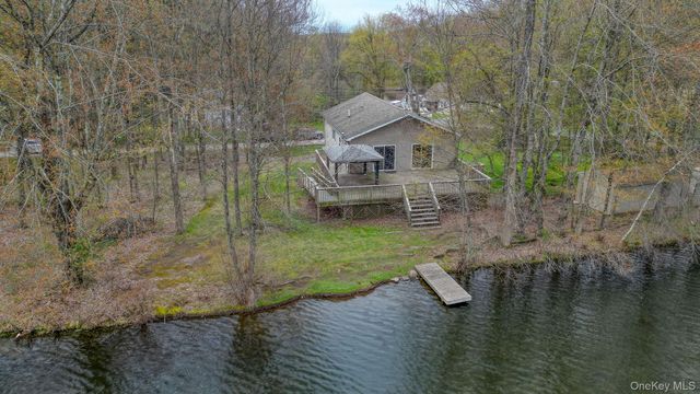 3 Indian Lake Road, Ferndale, NY 12734