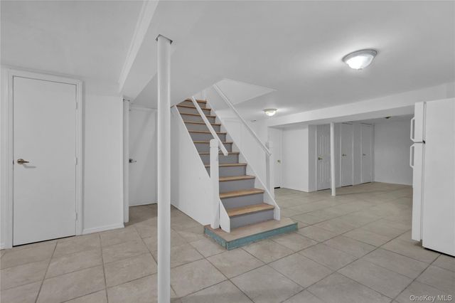 415 Pond Path, East Setauket, NY 11733