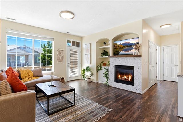 438 KENT DR, North Salt Lake, UT 84054