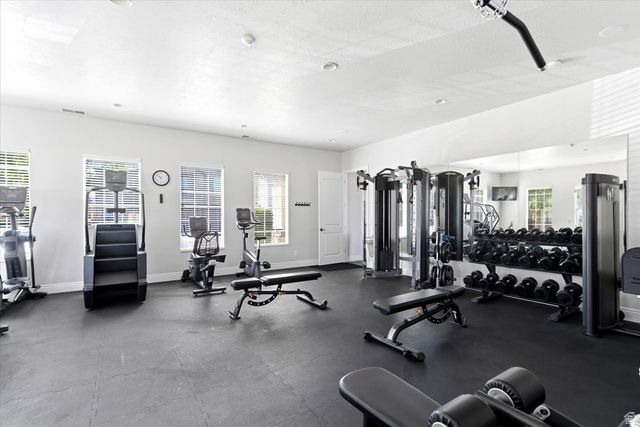 438 KENT DR, North Salt Lake, UT 84054