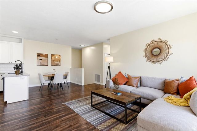 438 KENT DR, North Salt Lake, UT 84054