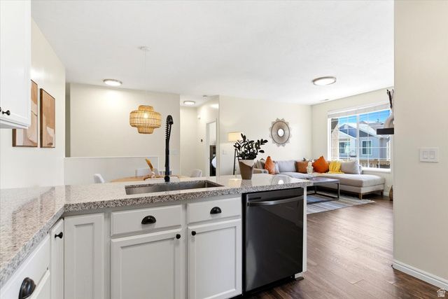 438 KENT DR, North Salt Lake, UT 84054
