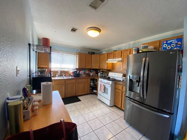 2801 6th Avenue N, Texas City, TX 77590