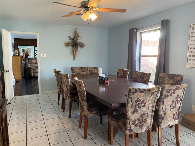 2801 6th Avenue N, Texas City, TX 77590