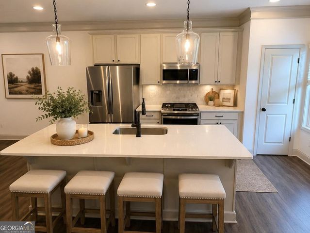 421 Stovall Place, Woodstock, GA 30188