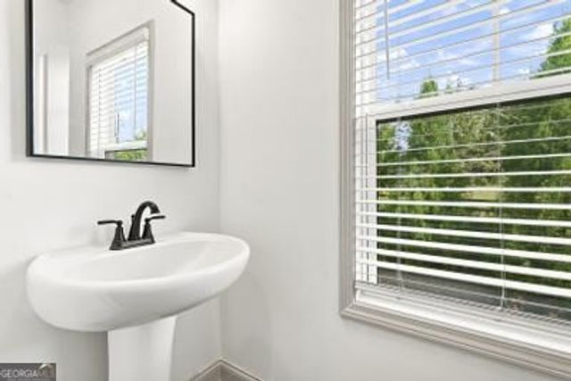 421 Stovall Place, Woodstock, GA 30188