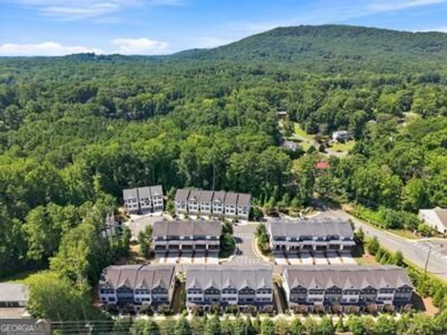 421 Stovall Place, Woodstock, GA 30188