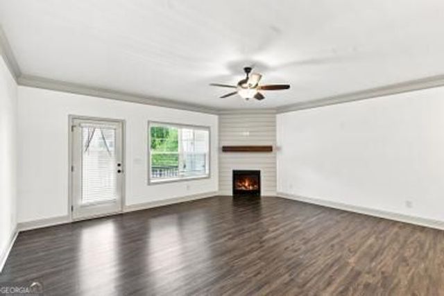 421 Stovall Place, Woodstock, GA 30188