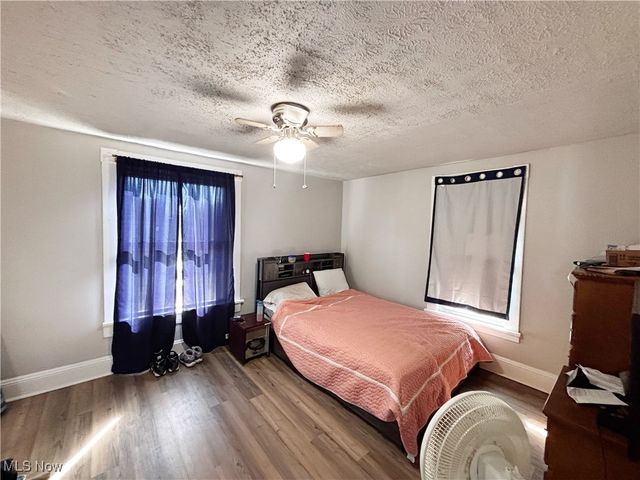 238 E Main Street, Girard, OH 44420