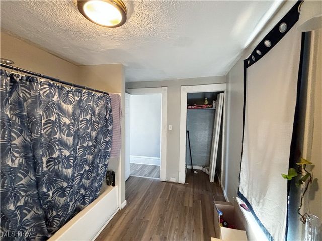 238 E Main Street, Girard, OH 44420