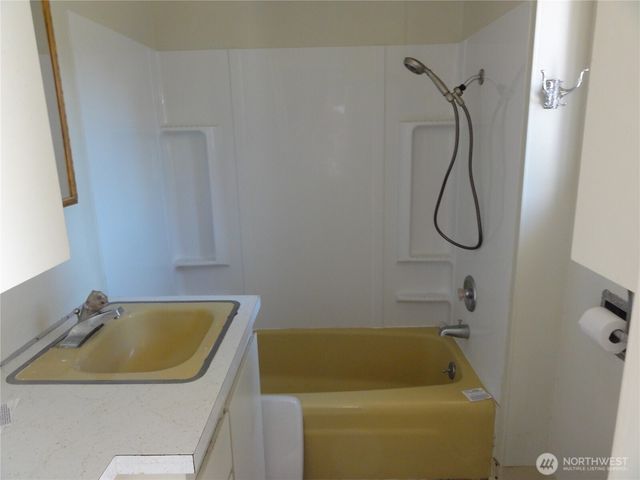 503 E Pe Ell Avenue, Pe Ell, WA 98572