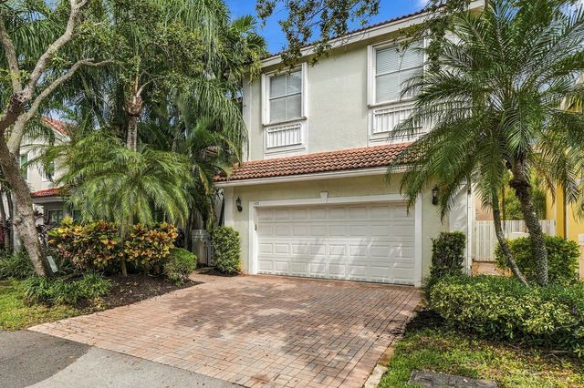 1115 PAPAYA Street, Hollywood, FL 33019