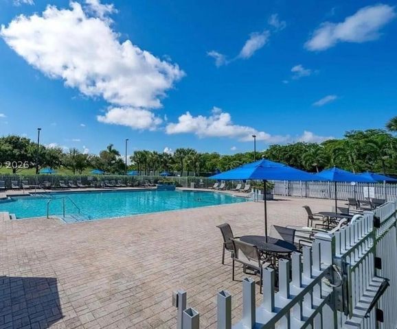 1115 PAPAYA Street, Hollywood, FL 33019