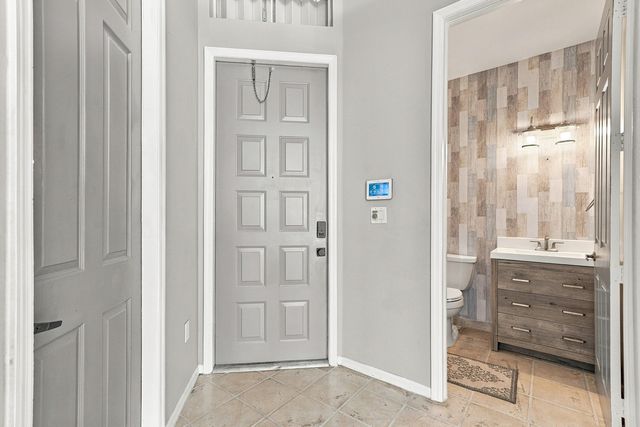 1115 PAPAYA Street, Hollywood, FL 33019