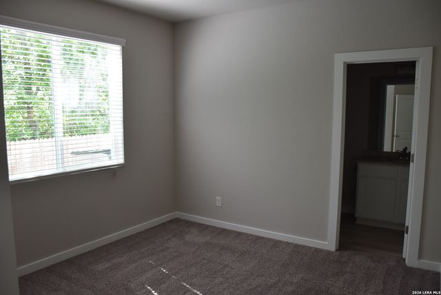 21502 James Charles, San Antonio, TX 78256