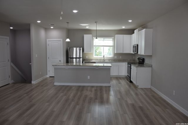 21502 James Charles, San Antonio, TX 78256