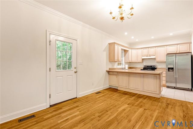 13086 Scotchtown Rd, Beaverdam, VA 23015