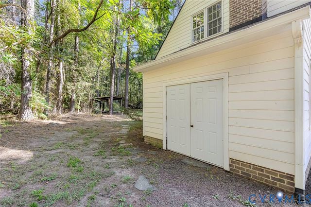 13086 Scotchtown Rd, Beaverdam, VA 23015