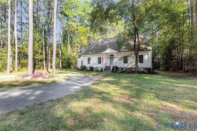 13086 Scotchtown Rd, Beaverdam, VA 23015