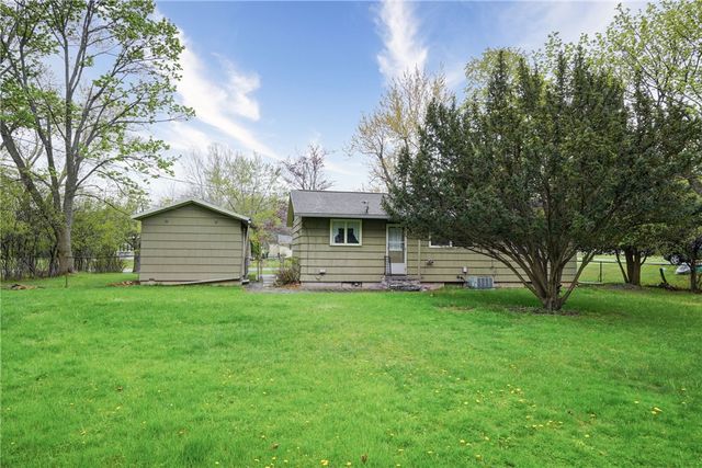 432 Hollybrook Road, Henrietta, NY 14623