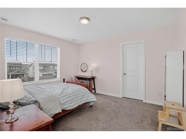 958 Honey Berry Ct, Elizabeth, CO 80107