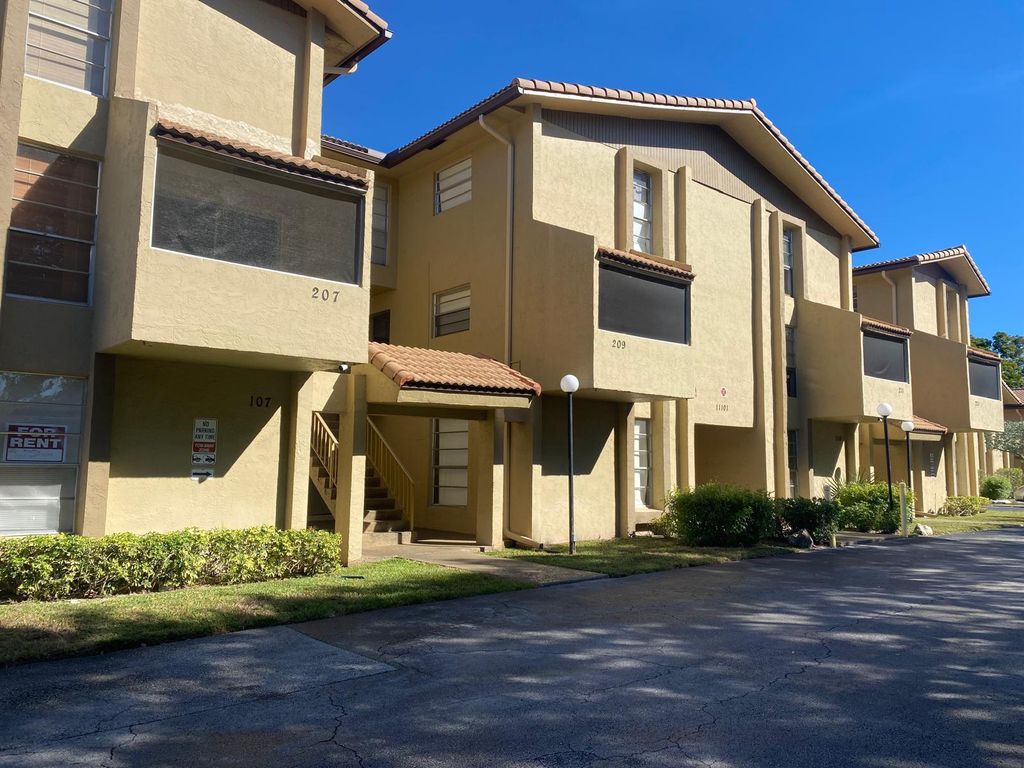 11101 ROYAL PALM Boulevard 107, Coral Springs, FL 33065
