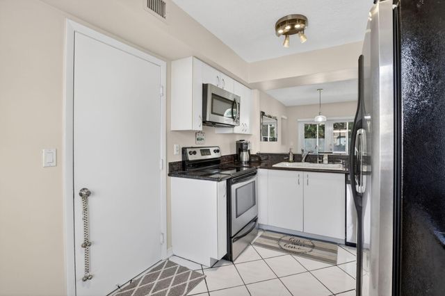 1306 SE 5th Court, Dania Beach, FL 33004