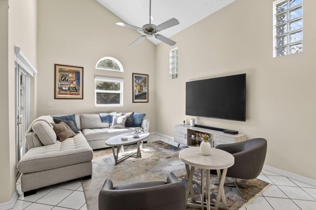 1306 SE 5th Court, Dania Beach, FL 33004
