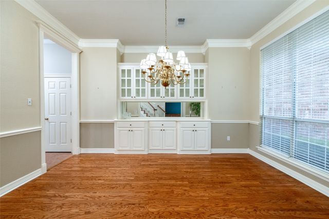 1917 Woodland Hills Lane, Weatherford, TX 76087