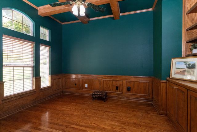 1917 Woodland Hills Lane, Weatherford, TX 76087