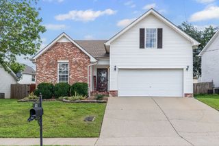152 Grovedale Trce, Antioch, TN 37013