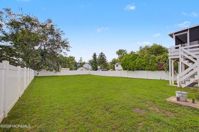 18 Sandal Lane, Willingboro, NJ 08046