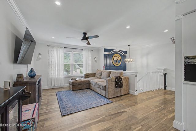 18 Sandal Lane, Willingboro, NJ 08046