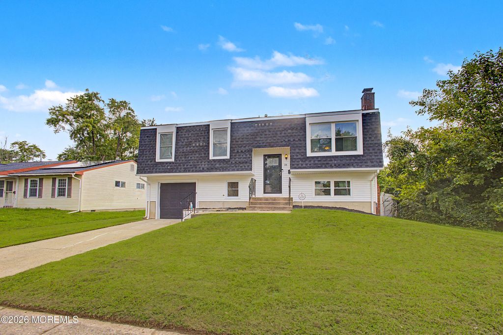18 Sandal Lane, Willingboro, NJ 08046