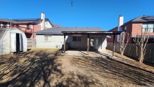 8206 Talkenhorn, Converse, TX 78109